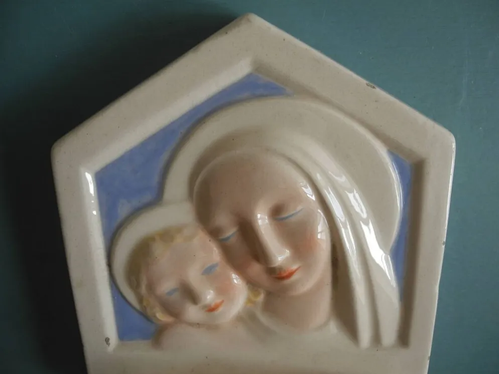 ancien bénitier Desvres Fourmaintraux earthenware holy water font