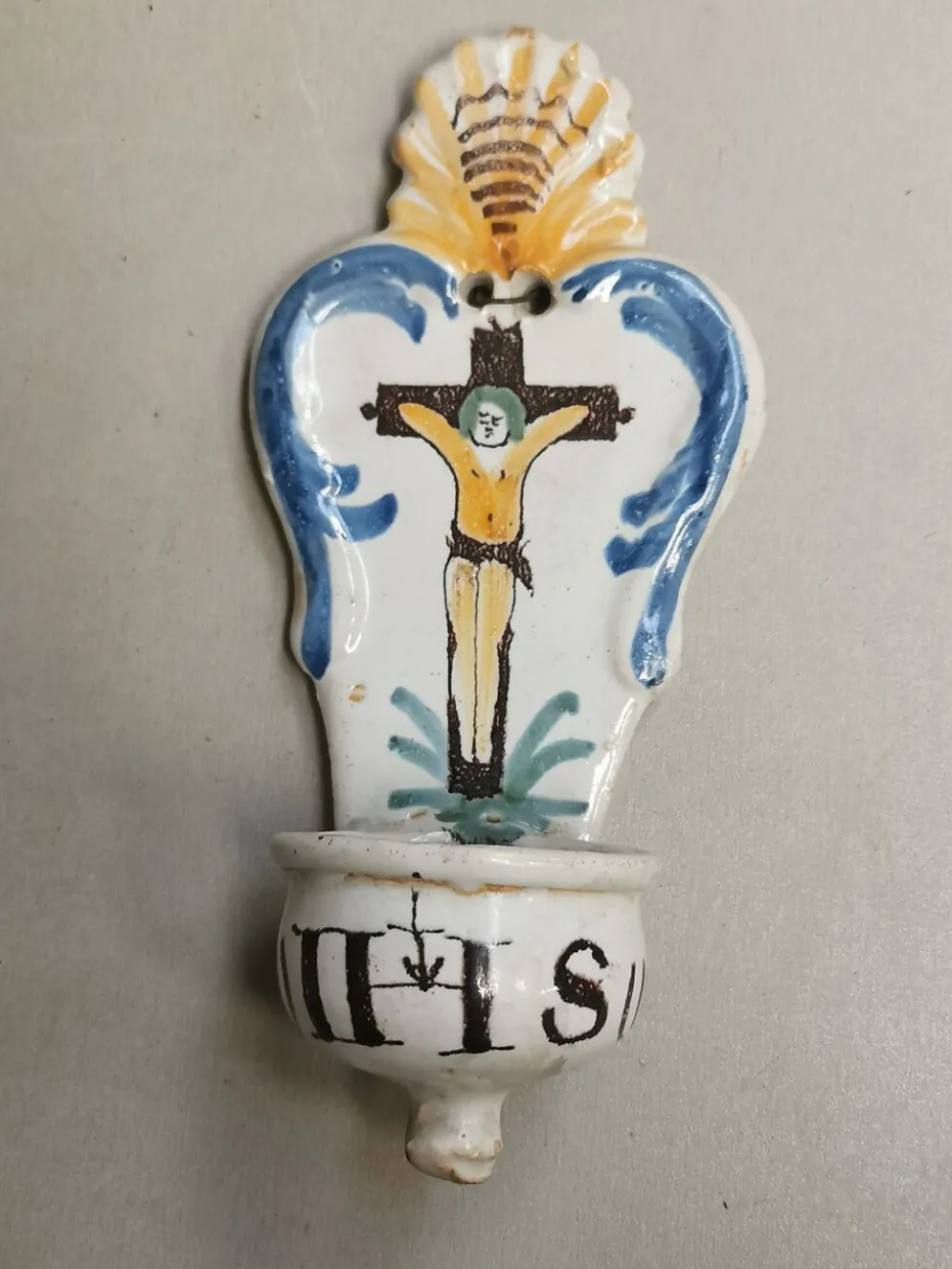 ancien Bénitier en Faience