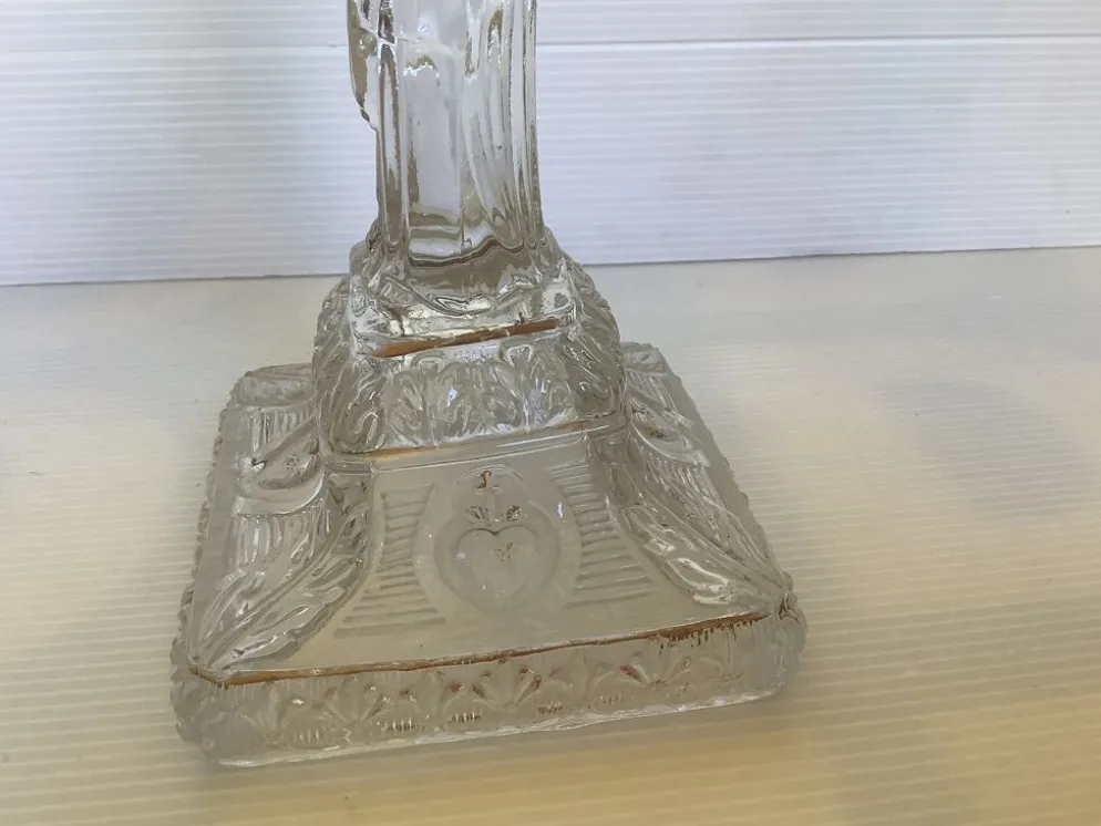 Ancien bougeoir verre moulé