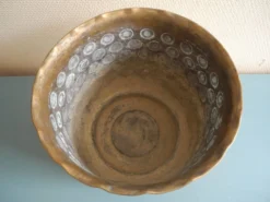 ancien cache pot laiton déco vintage brass flowers pot cover