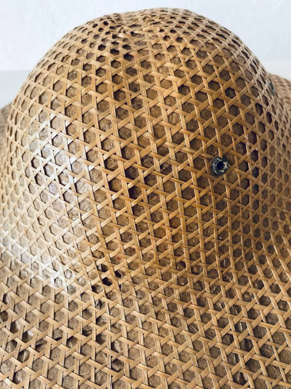 Ancien chapeau asiatique