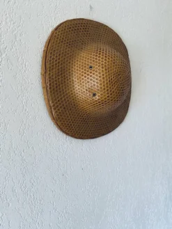 Ancien chapeau asiatique