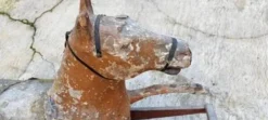 Ancien Cheval À Bascule XIXe Siècle En Bois Et Papier Mâché Peint