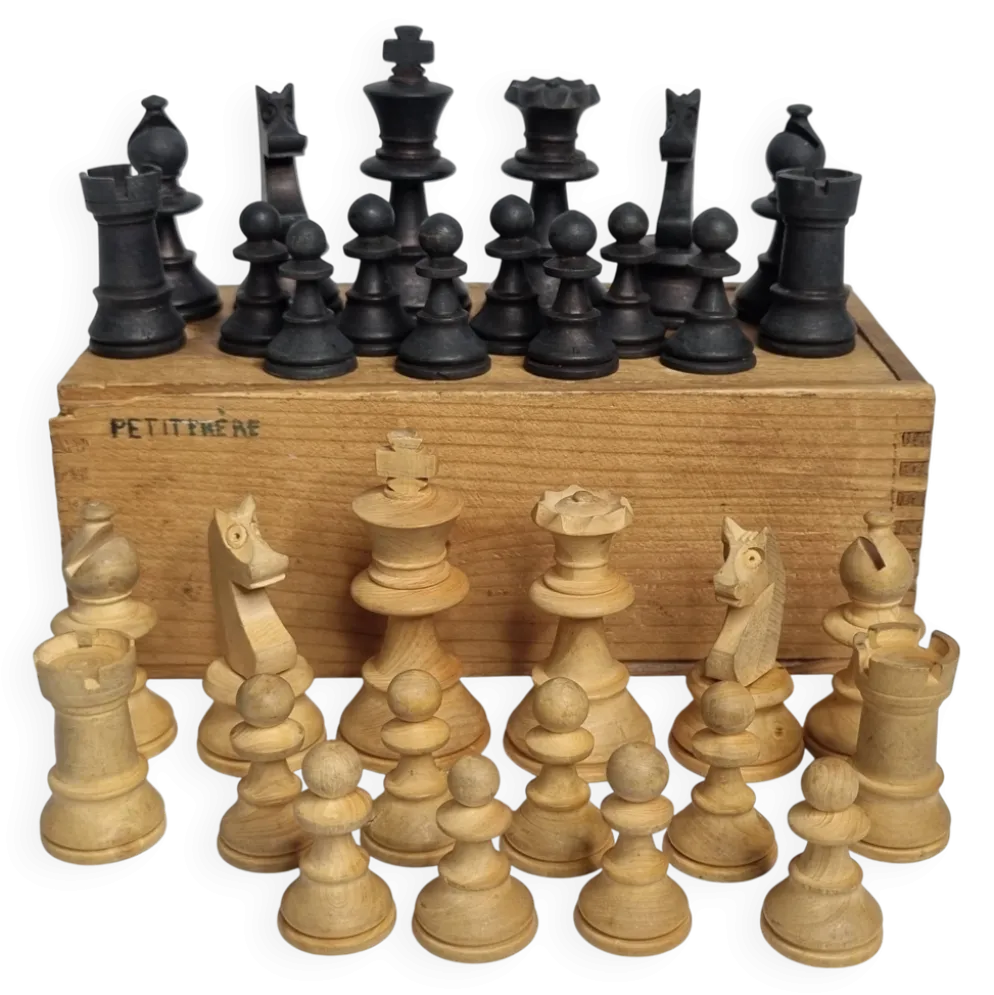 Ancien jeu d'échecs design Staunton – Pièces en bois tourné (Roi 6 cm)