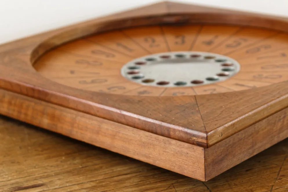 Ancien jeu de la boule, acajou