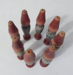 Ancien jeu de quilles en bois