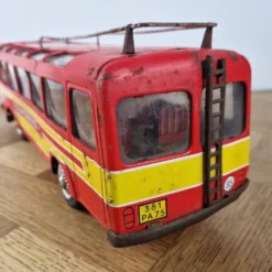 Ancien jouet – Bus Eurobus en tôle par Joustra