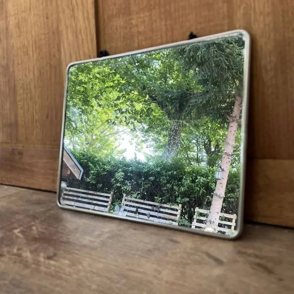 Ancien miroir barbier