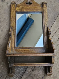 Ancien miroir de barbier en teck birman