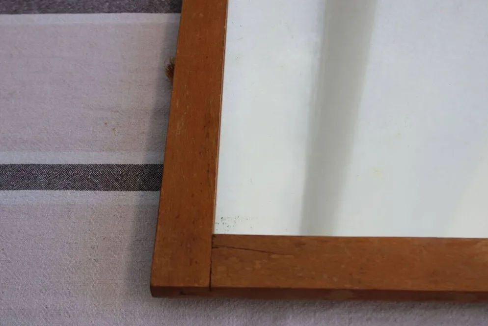 Ancien miroir en bois