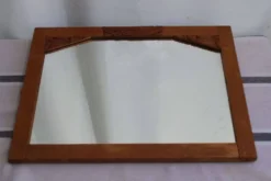 Ancien miroir en bois