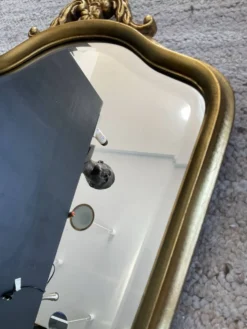 Ancien miroir en bois doré style Louis XV