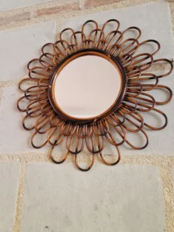 Ancien Miroir En Rotin
