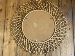 Ancien miroir en rotin Art Vannerie vintage