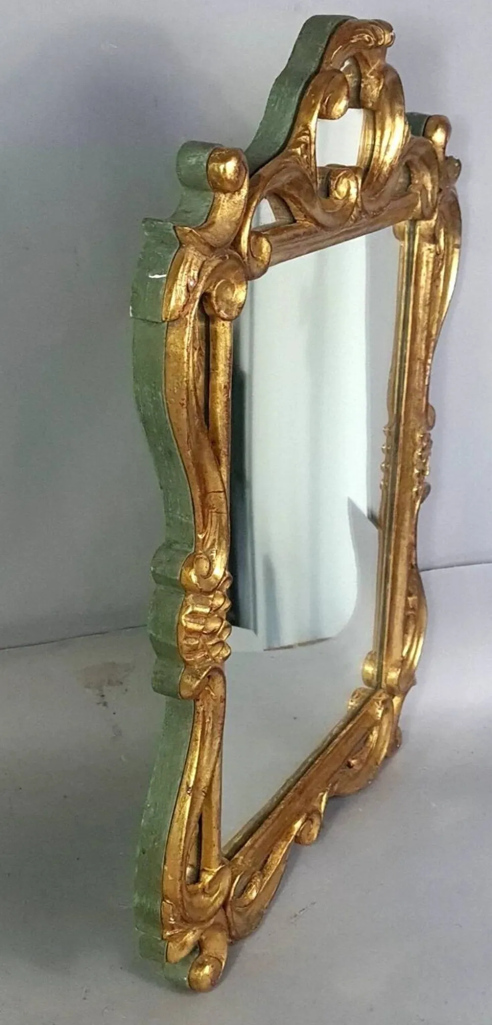 Ancien miroir à parcloses bois sculpté dorure à la feuille 53x37 cm SD207