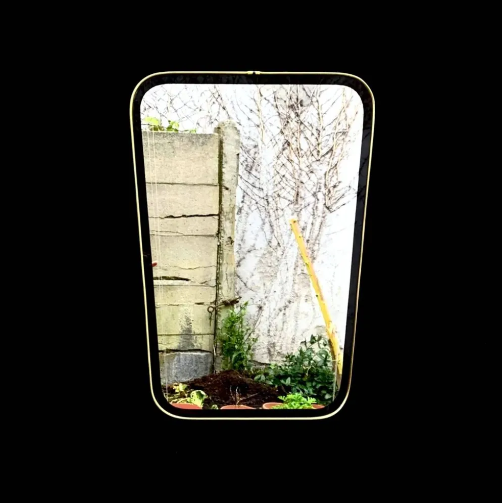Ancien miroir rétroviseur - forme libre