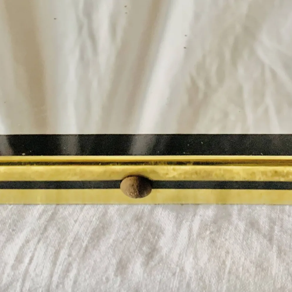 Ancien miroir rétroviseur - forme libre