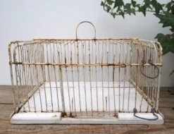 Ancienne cage à oiseaux