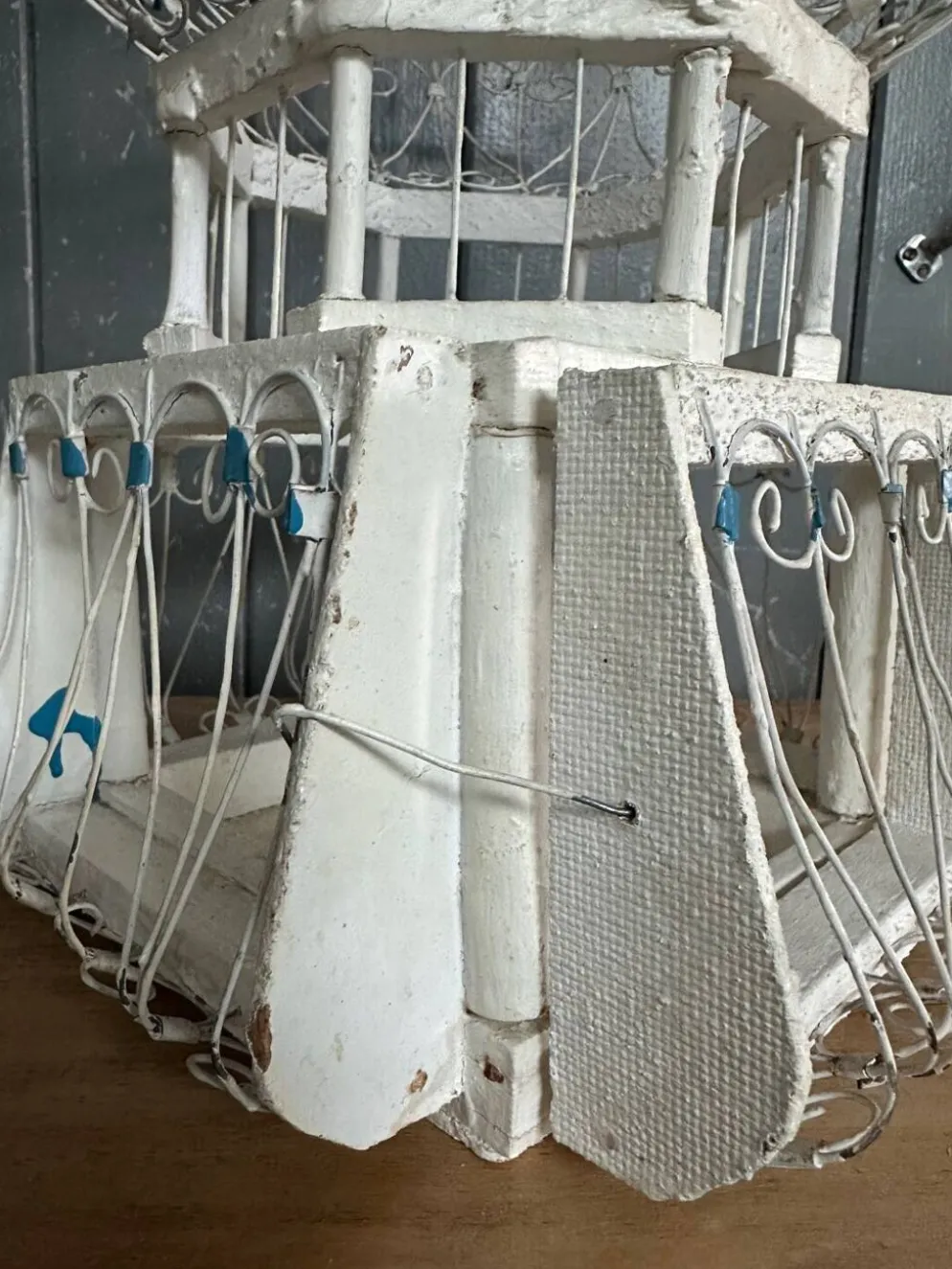 Ancienne cage à oiseaux tunisienne