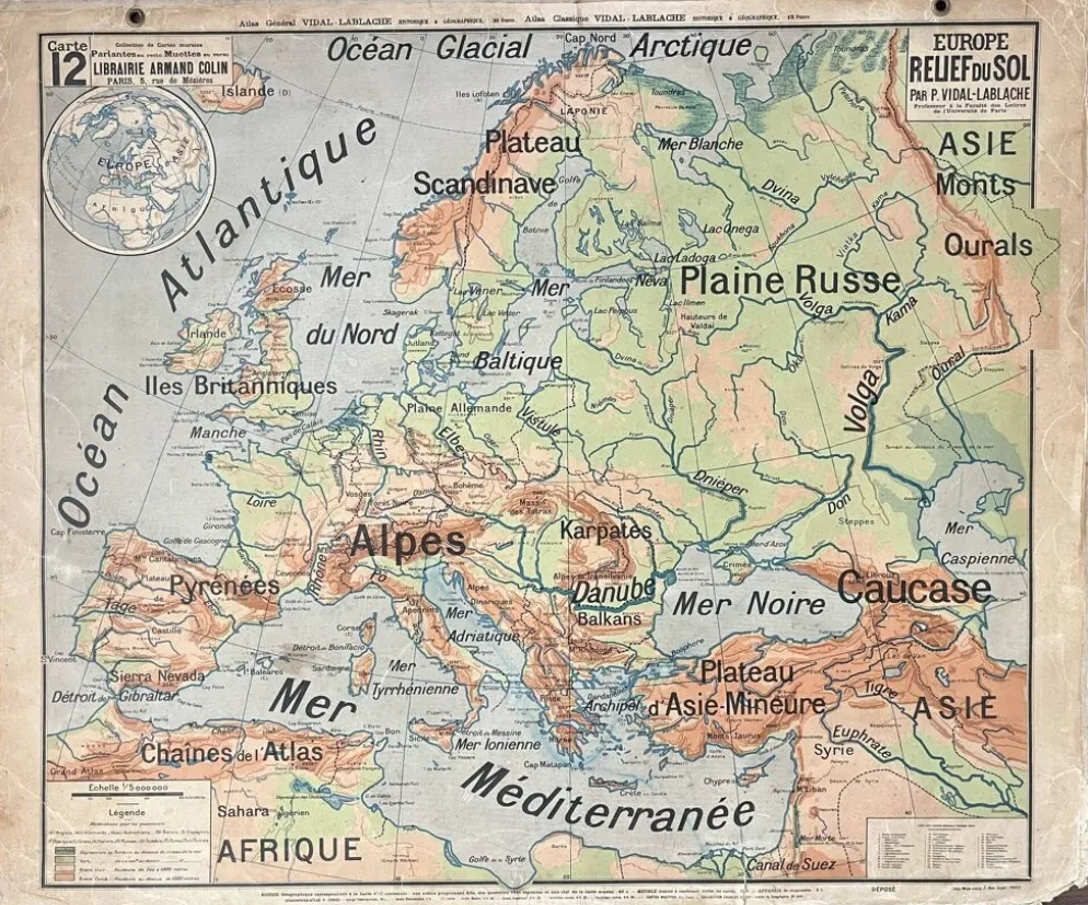 Ancienne carte scolaire Vidal-Lablache Mézières 12, T33, 1910 Europe relief