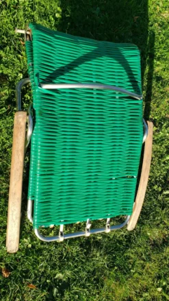 Ancienne chaise longue transat scoubidou