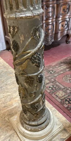 Ancienne Colonne en bois sculpté - XVIIIe