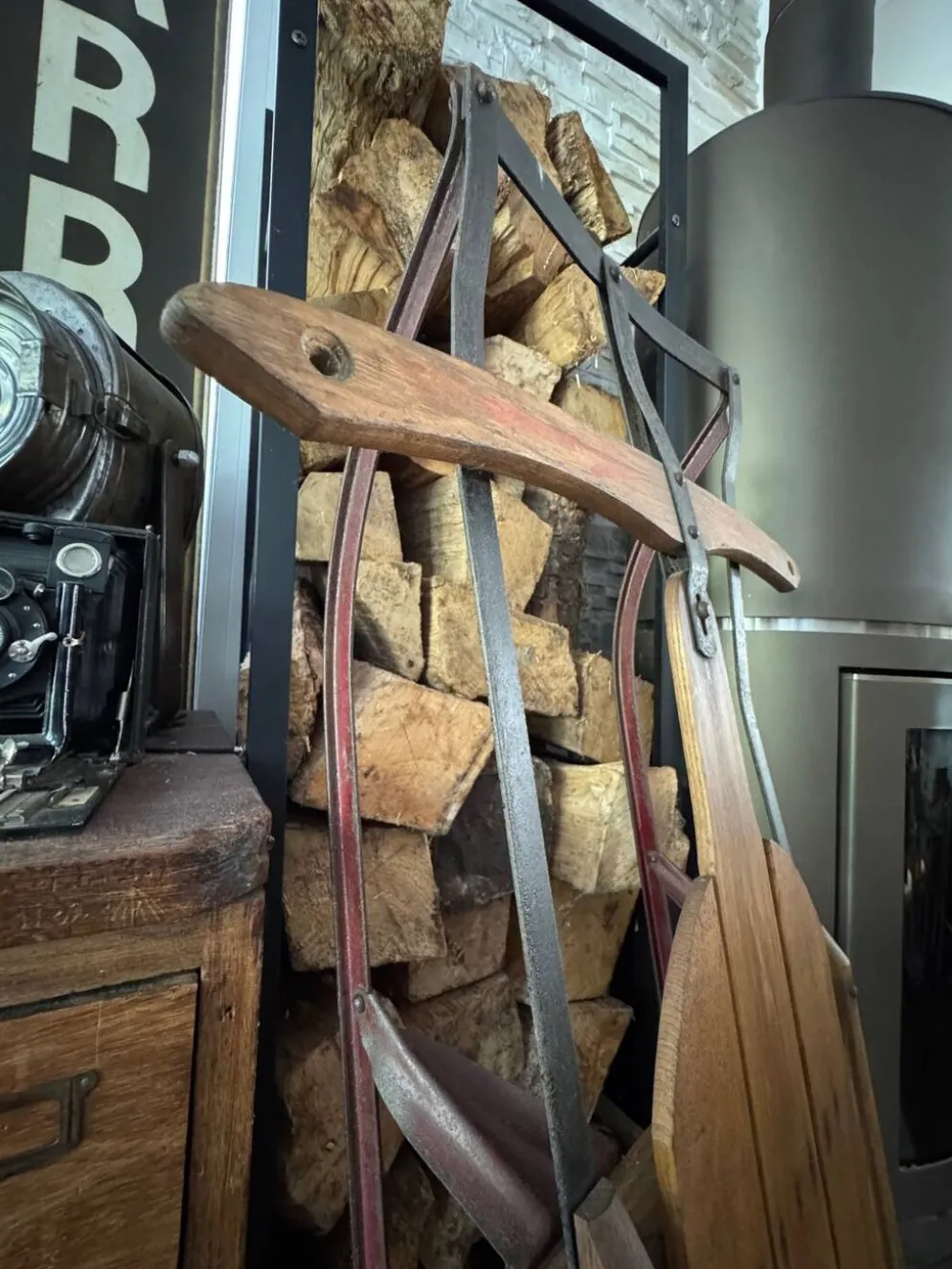 Ancienne luge américaine en bois vintage