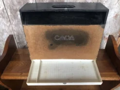 Ancienne petite cage a oiseaux caoa bois + métal + bac plastique vintage