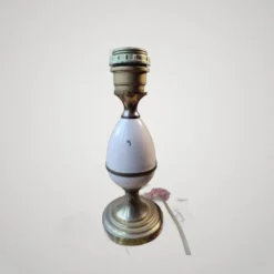 Ancienne petite lampe oeuf métal crème/métal doré goût maison charles annee