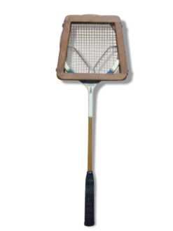 Ancienne raquette Dunlop avec son cadre en bois
