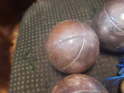 6 anciennes boules de petanque