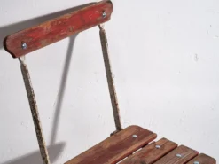 Anciennes chaises de jardin pliantes rouges (vers 1920). Ensemble de 4 pièces