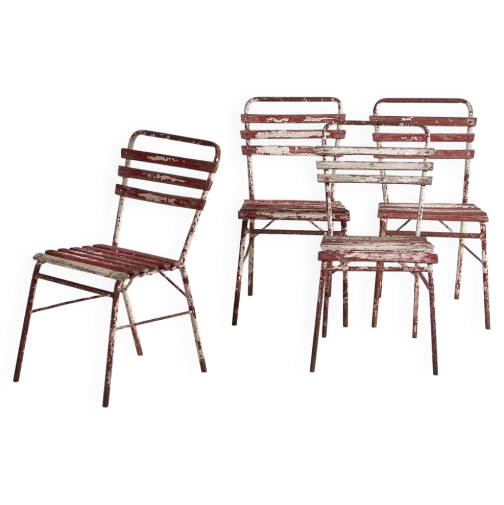 Anciennes chaises de terrasse rouges et blanches (vers 1920). Ensemble de 4 pièces