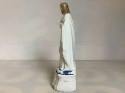 Ancienne statuette religieuse