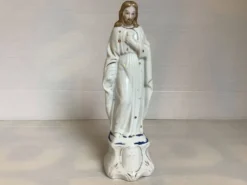 Ancienne statuette religieuse