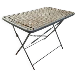 Ancienne table de jardin pliante