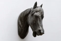 Ancienne tête de cheval en zinc rare, 1900