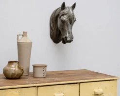 Ancienne tête de cheval en zinc rare, 1900