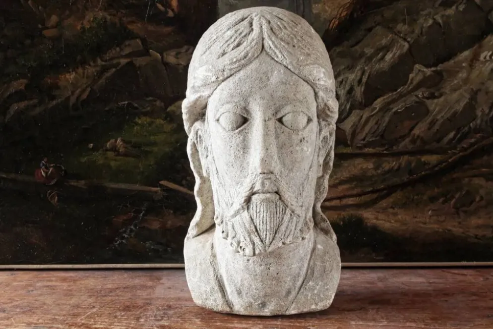 Ancienne tête de Christ de Vézelay en pierre reconstituée