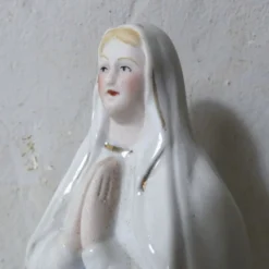 Ancienne vierge Marie statue en biscuit 25,5 cm