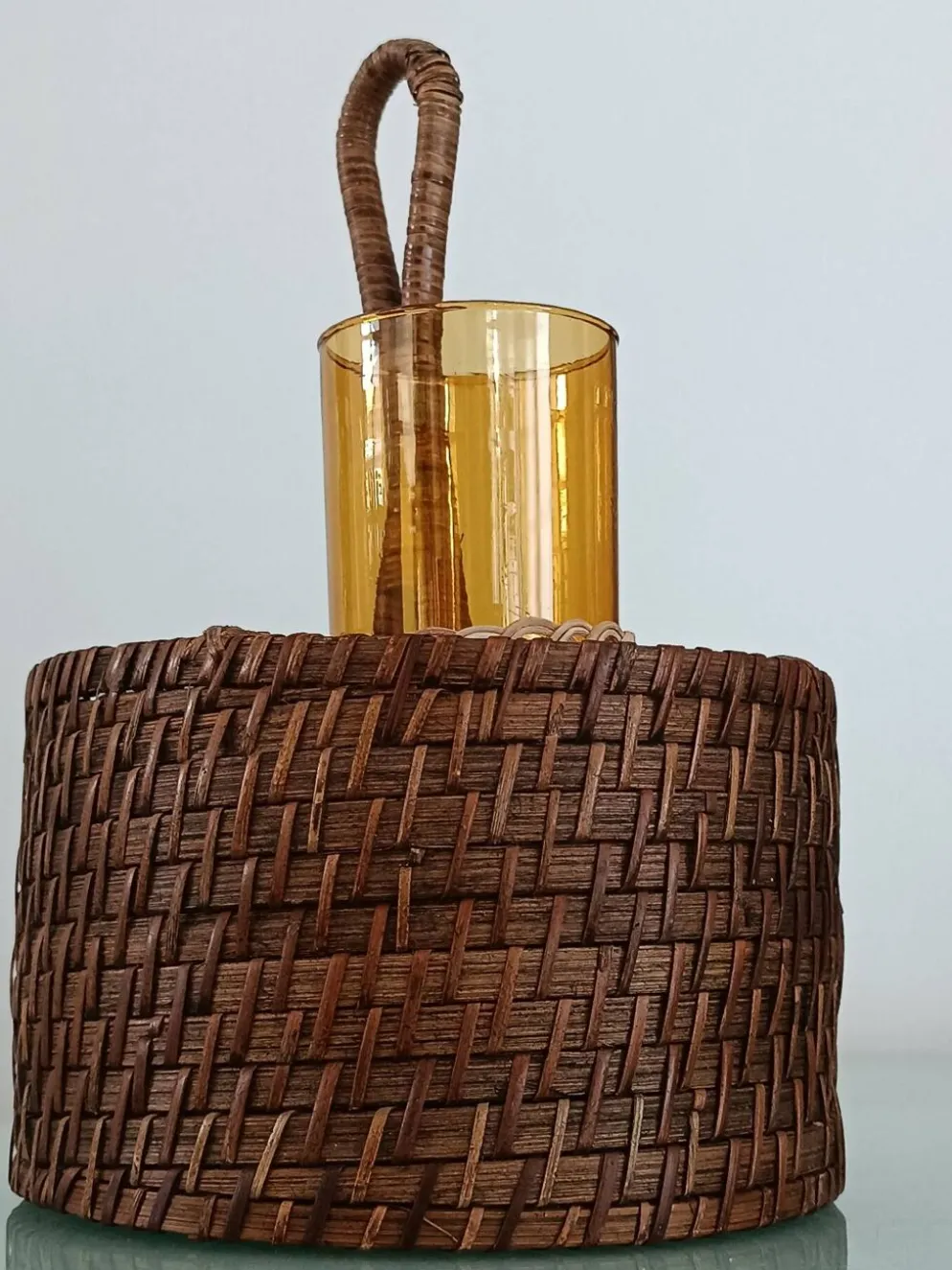 Ancien panier porte-verres en rotin tressé – Vintage années 70