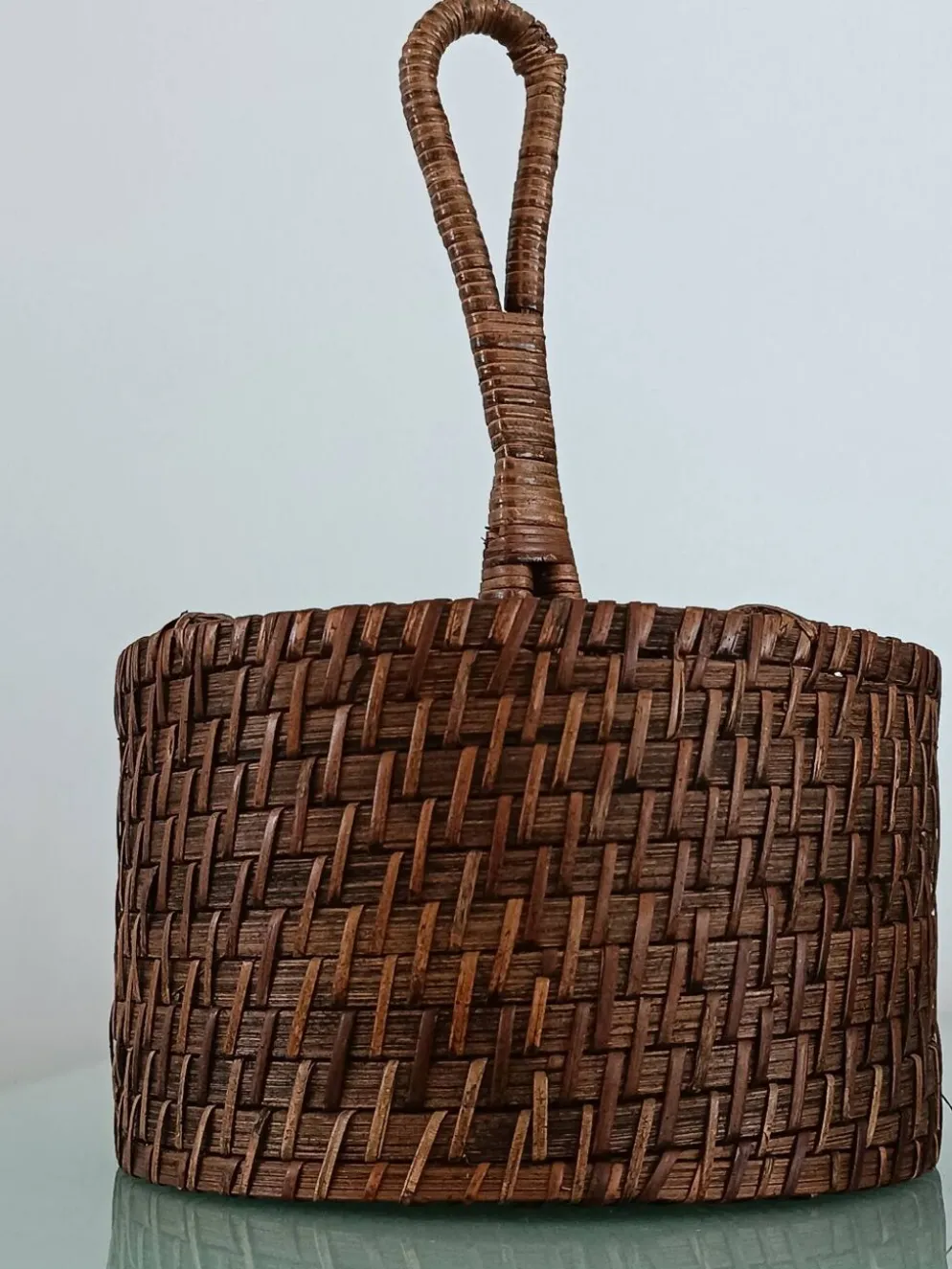 Ancien panier porte-verres en rotin tressé – Vintage années 70