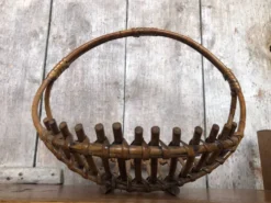 Ancien panier rotin cueillette jardin bois vintage