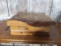 Ancien Plateau Jeu De Dames Échecs Solitaire Domino En Bois Olivier Brut