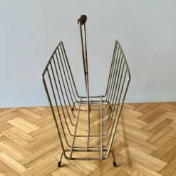 Ancien porte-revue métallique - 1950