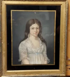 Ancien portrait pastel sur toile d'un jeune noble, signé et daté de 1899 au dos, cadre doré.