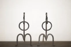 Andirons brutalistes forgés à la main, Italie, années 70, ensemble de 2