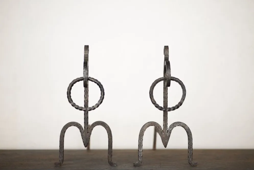 Andirons brutalistes forgés à la main, Italie, années 70, ensemble de 2