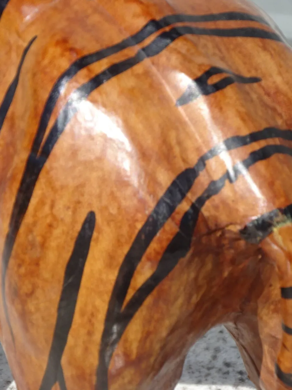 Animal en cuir véritable, tigre de 58 cm