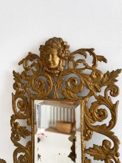 Applique miroir biseauté en bronze doré 3 bougeoirs